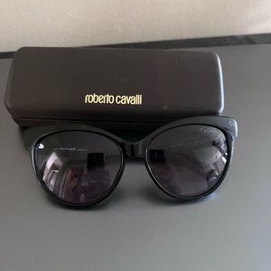 Roberto C sunnies